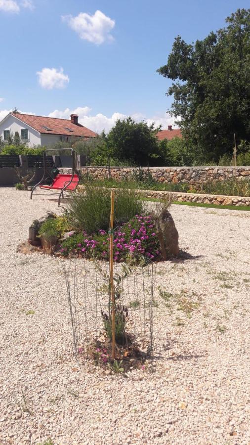 Apartman Nicolle Brzac Esterno foto
